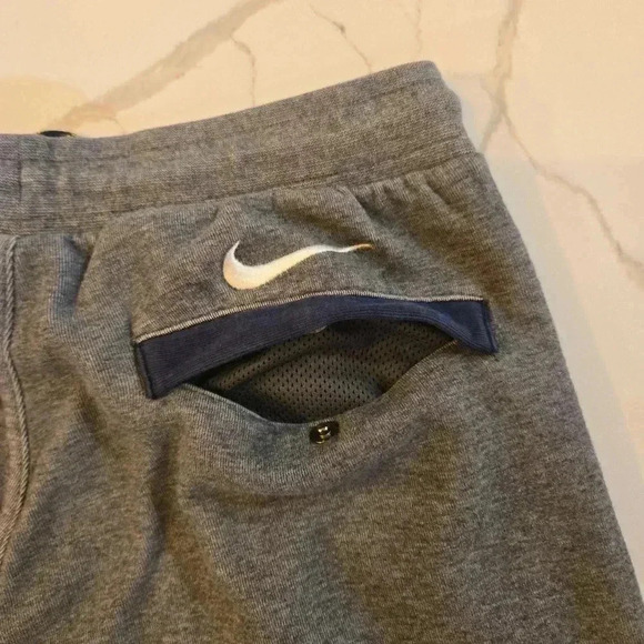 Nike Michigan Wolverines Mens Charcoal AV15 Sweatpants Joggers Size Medium - Picture 6 of 11